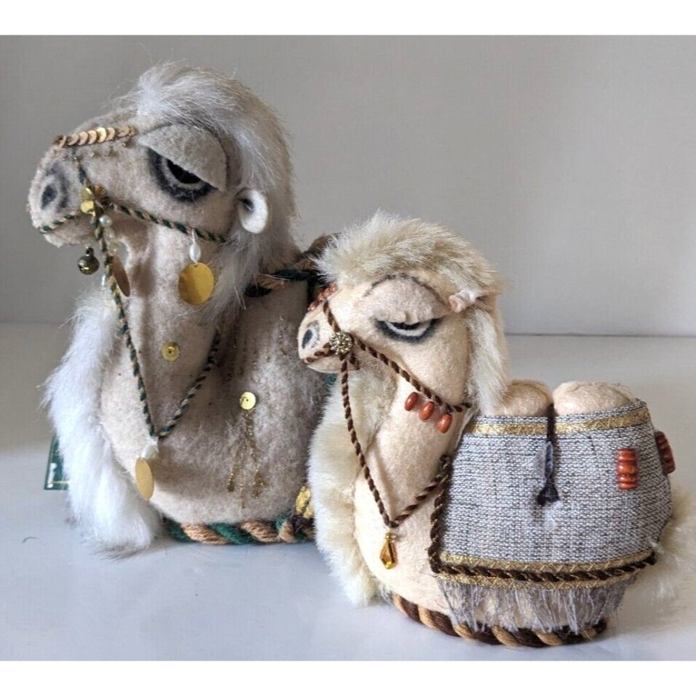 Lot Of 2 Felt Camel Souvenir Figurine Handmade Ethnic Qazaq W/Tag Artist Signed